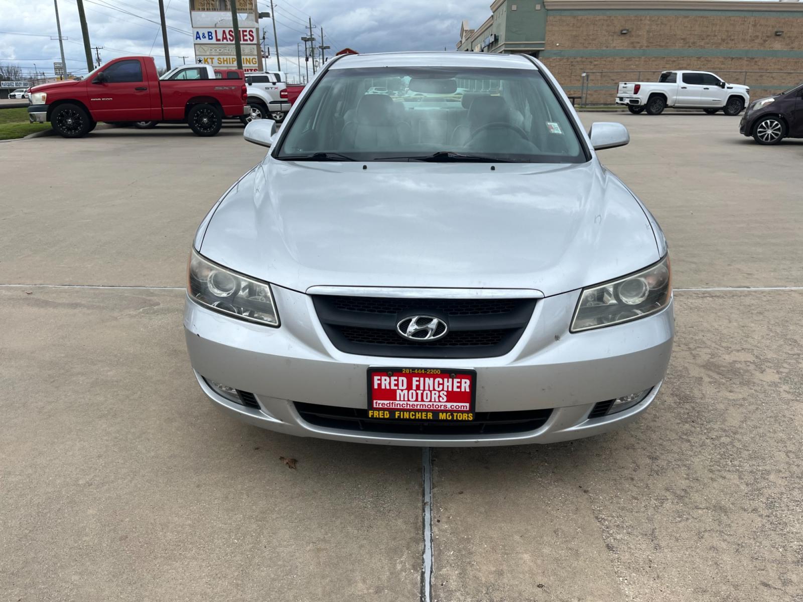 2006 SILVER /gray Hyundai Sonata GLS (5NPEU46F26H) with an 3.3L V6 DOHC 24V engine, located at 14700 Tomball Parkway 249, Houston, TX, 77086, (281) 444-2200, 29.928619, -95.504074 - Photo #1